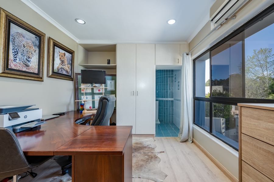 4 Bedroom Property for Sale in La Concorde Western Cape